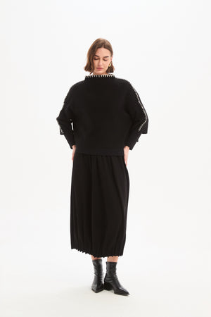 Contrast Stitch Knit Black