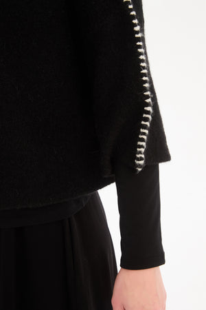 Contrast Stitch Knit Black