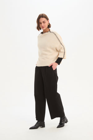 Contrast Stitch Knit Cream