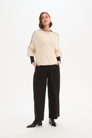 Contrast Stitch Knit Cream