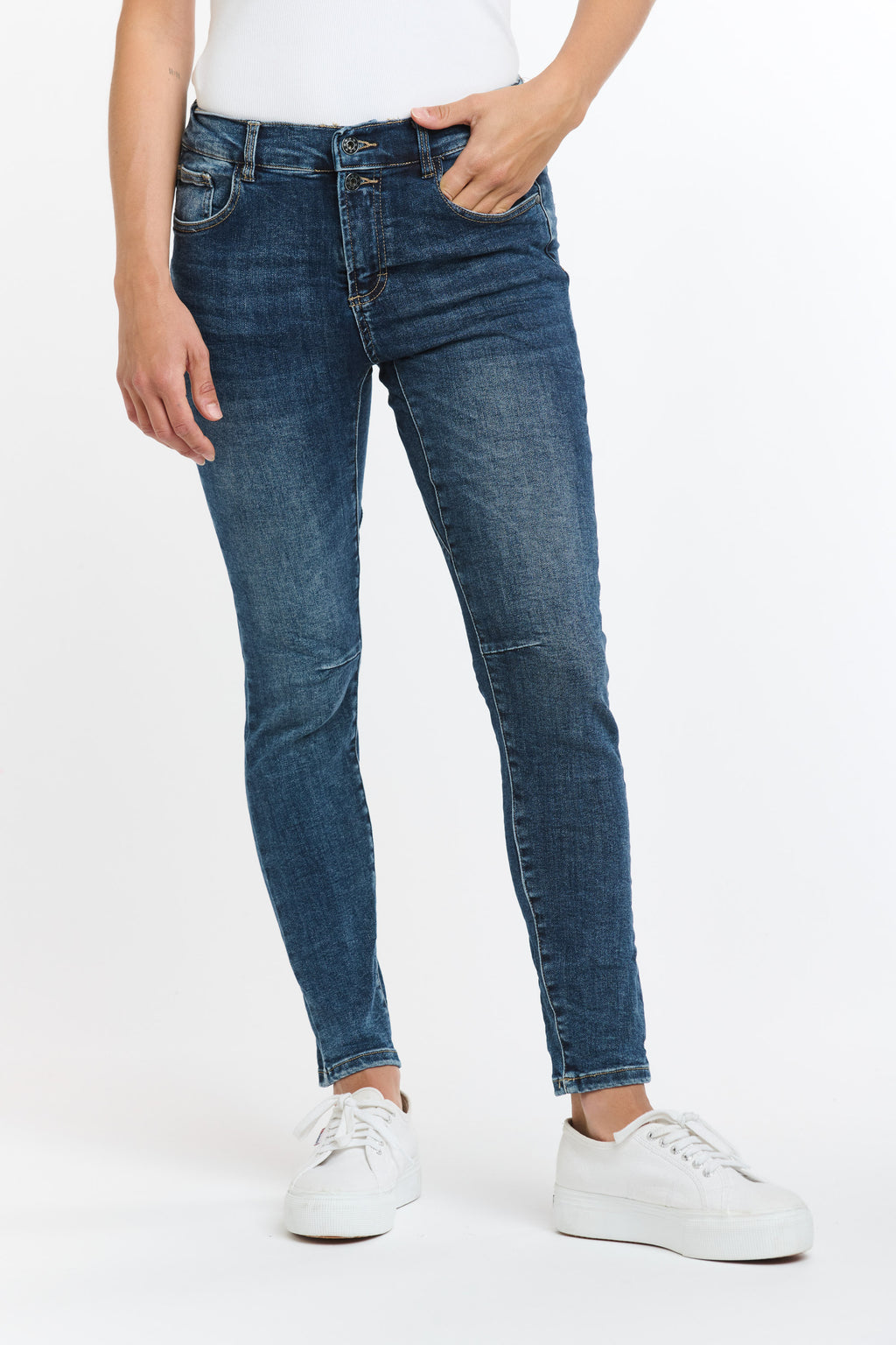 Emma Stretch Jean Dark Denim