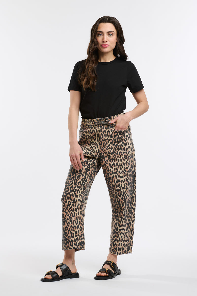 Leo Barrel Jean Leopard