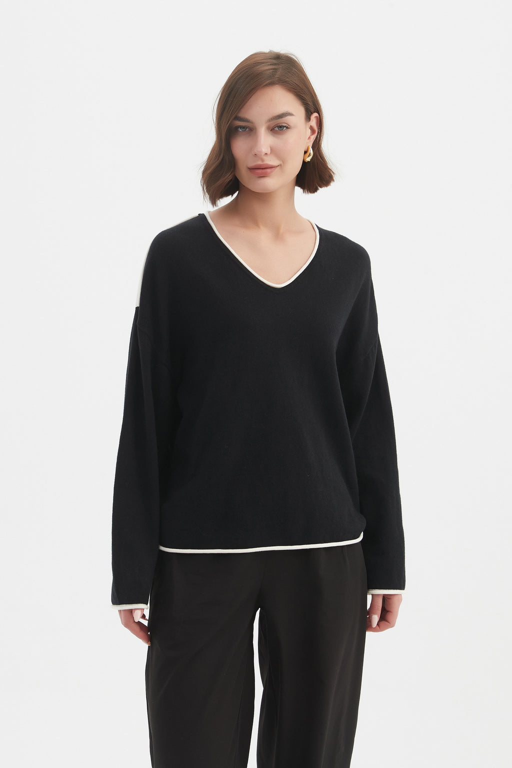 Contrast Knit Trim Blk/White