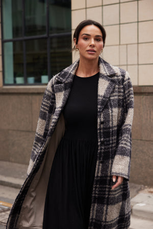 Lana Coat Black Check