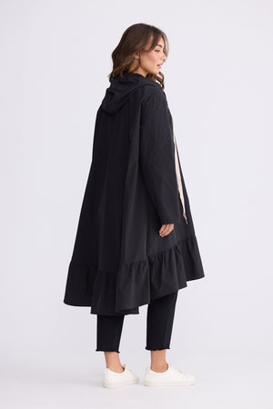 Hyacinth Raincoat Black w Taupe