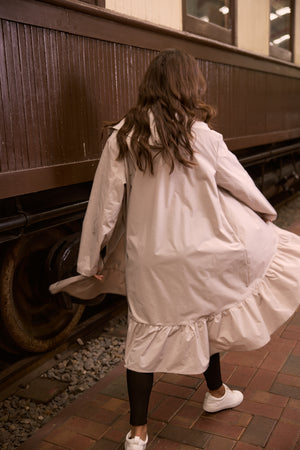 Hyacinth Raincoat Taupe w Black