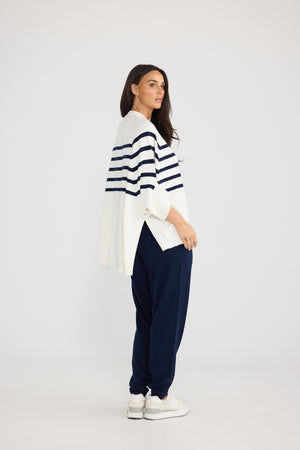 Carson Poncho White w Navy Stripe