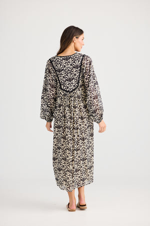 Ocean Dress Spring Fan