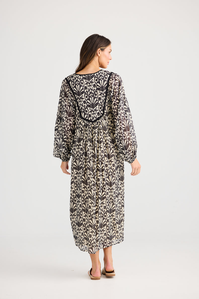 Ocean Dress Spring Fan