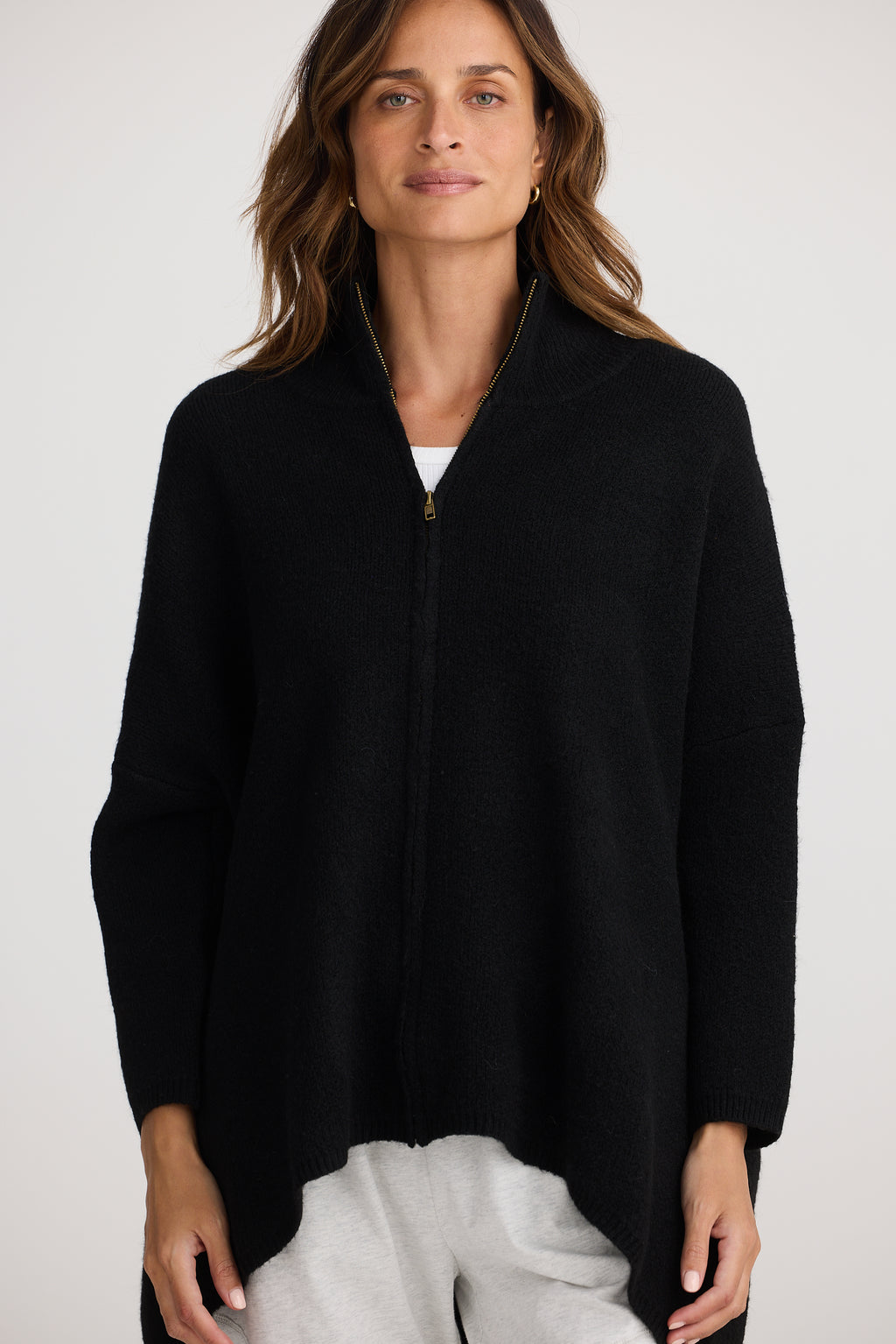 Woodside Poncho Black
