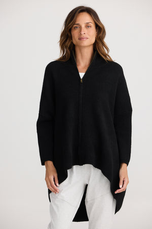 Woodside Poncho Black