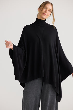 Awaken Knit Cape Black