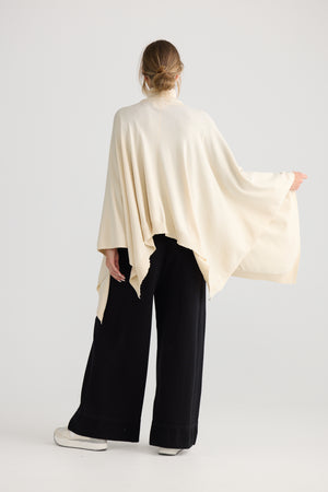 Awaken Knit Cape Dove