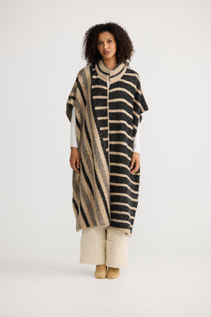 Mirador Knit Cape Blk/Cedar