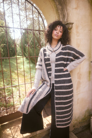 Mirador Knit Cape Blk/Cedar