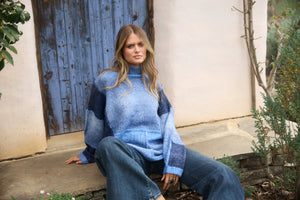 Eclipse Knit Blue Ember